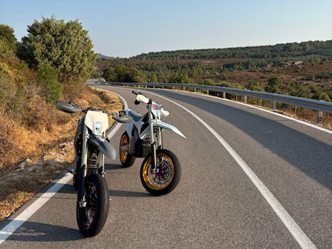 stark_varg_on_street